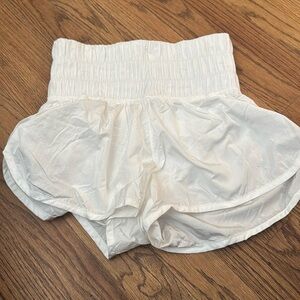 FP MOVEMENT “the way home” short

 EUC WHITE